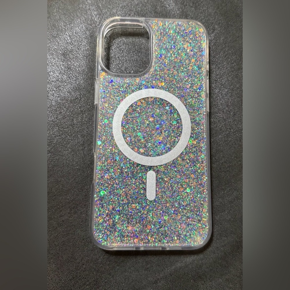 Like new used twice. MagSafe Glitter Silver i Phone Case 14/15